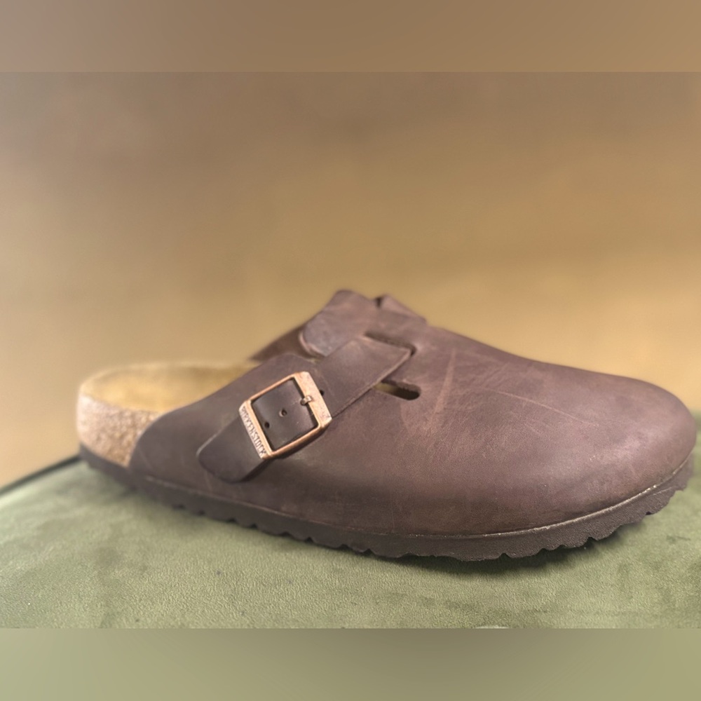 Brown leather Birkenstock clog